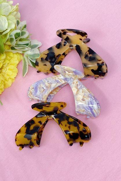 Bow Lovers Hair Claw - Three Mad Hatters Mercantile 