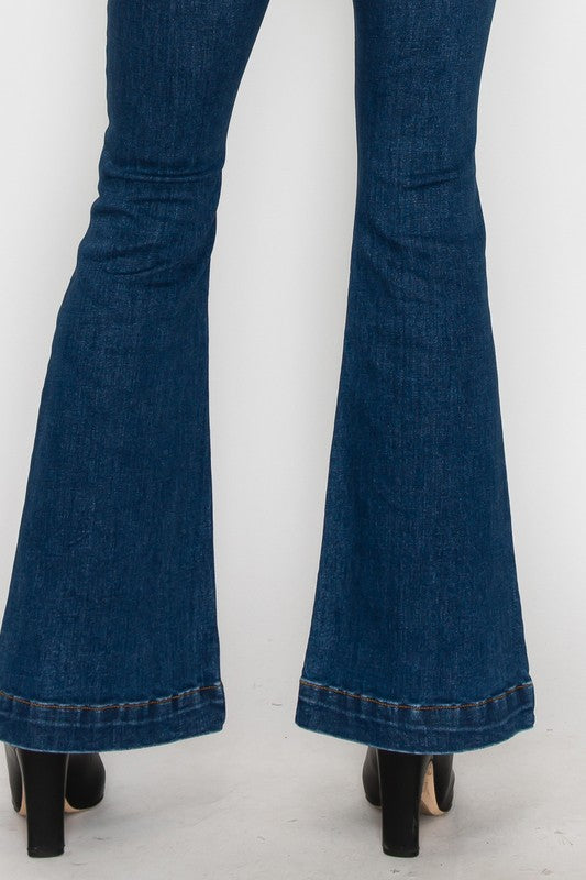 HIGH  RISE MODERN FLARE Flare Leg Jeans   