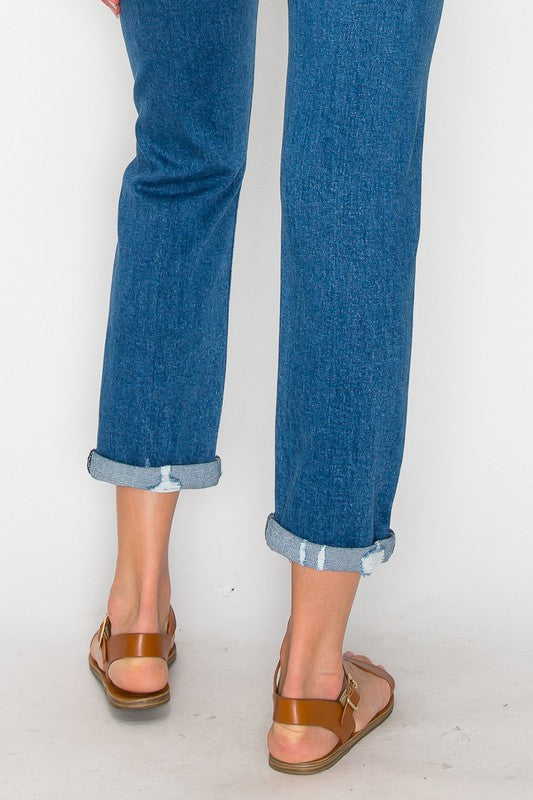 HIGH RISE TAPERED LEG JEANS Cropped Jeans   