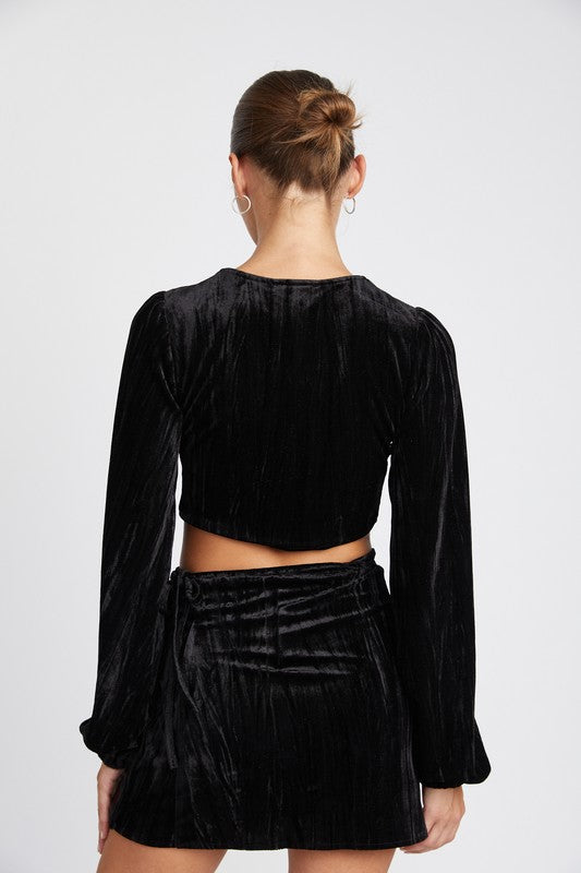 LONG SLEEVE KEYHOLE VELVET CROP TOP Velvet Crop Top   