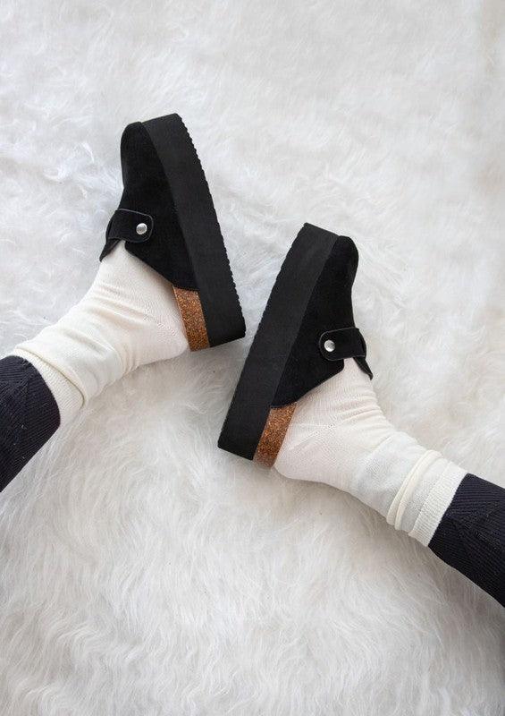 Jasmine Slip-on Platform Clog - Three Mad Hatters Mercantile 