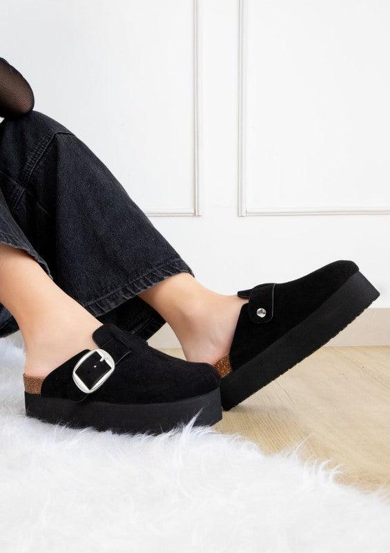 Jasmine Slip-on Platform Clog - Three Mad Hatters Mercantile 