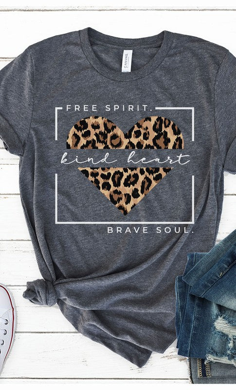 Free Spirit Leopard Heart Graphic Tee PLUS  Heather Charcoal XXL 