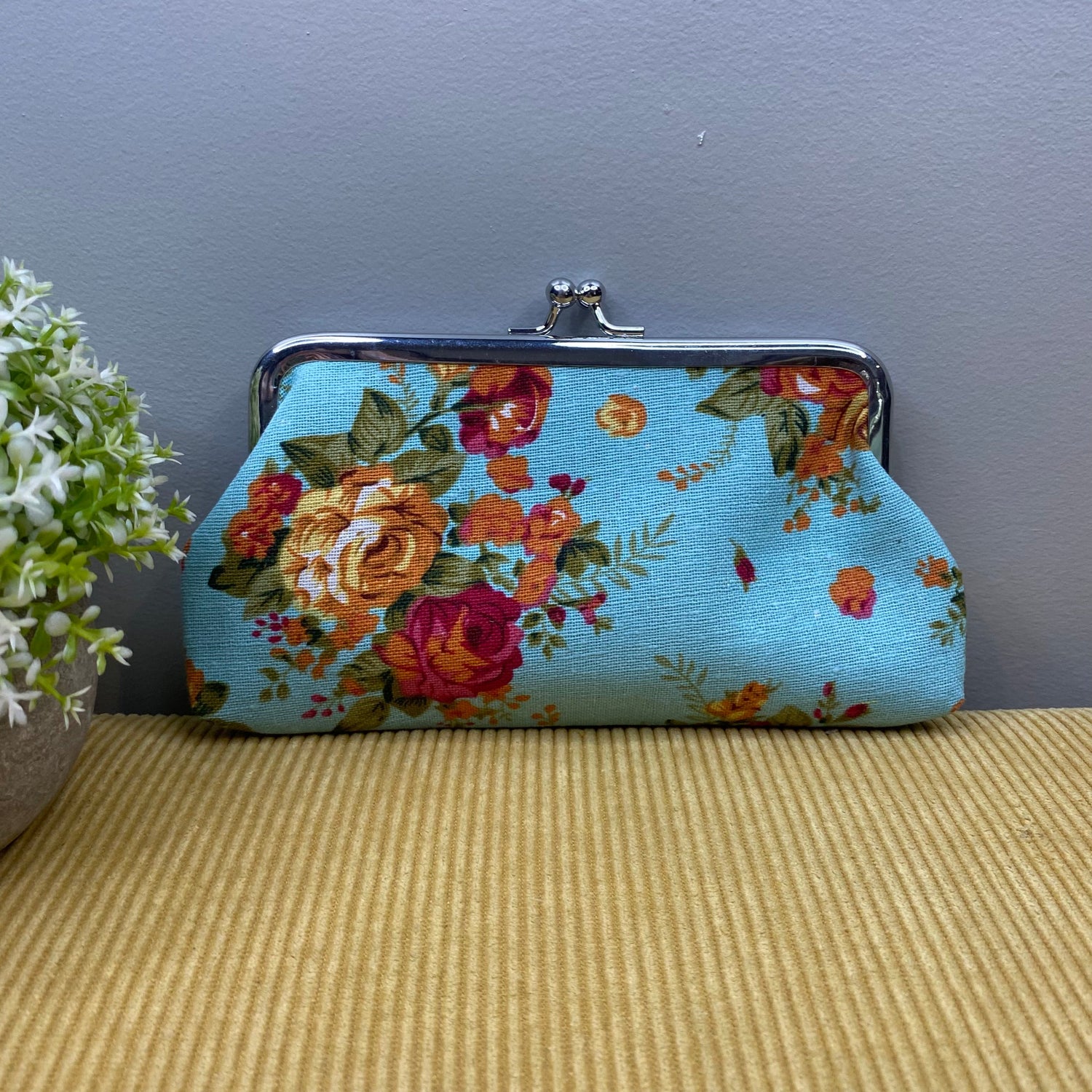 Floral Clamshell Coin Purse Wallet    