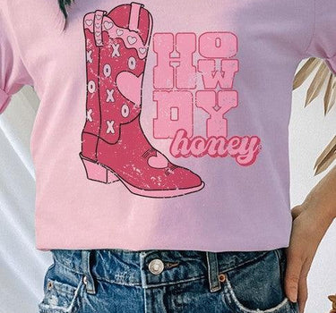 Howdy Honey XOXO Boots Valentines Graphic Tee