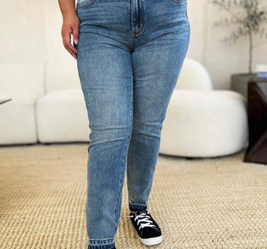 Judy Blue Mid Rise Rigid Magic Release Hem Jeans