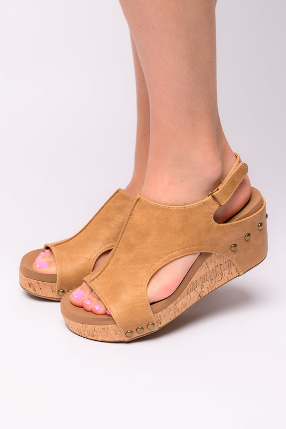 Carley Wedge Sandals in Caramel Smooth Womens   