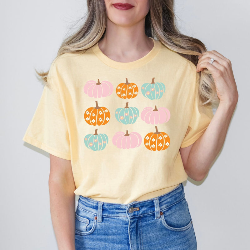 Cheerful Pumpkin Graphic Tee Womens   