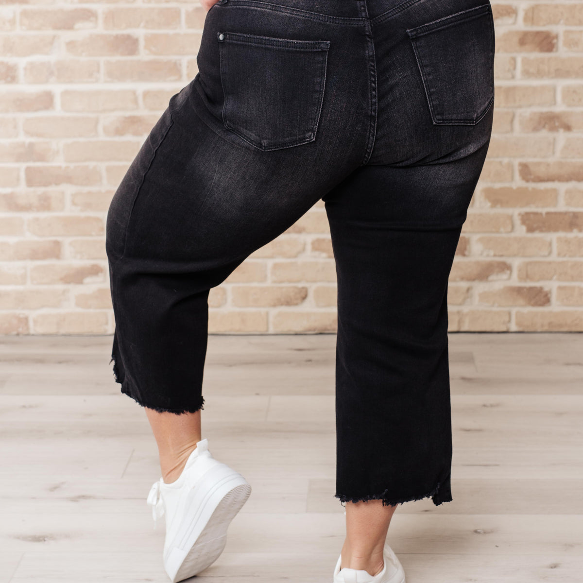 Ryan High Rise Button Fly Wide Leg Crop Jeans - Three Mad Hatters Mercantile 