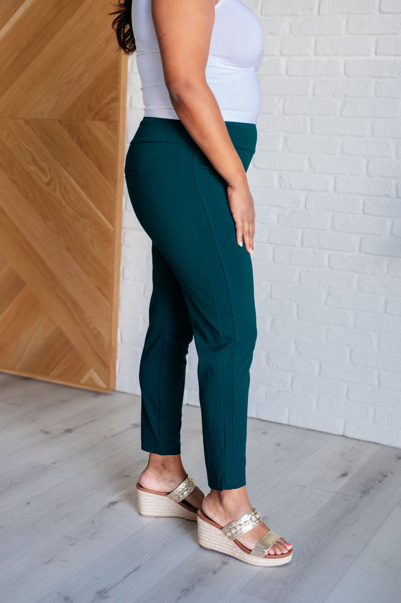 Magic Ankle Crop Skinny Pants in Hunter Green Bottoms   