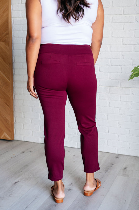 Magic Ankle Crop Skinny Pants in Wine Bottoms   