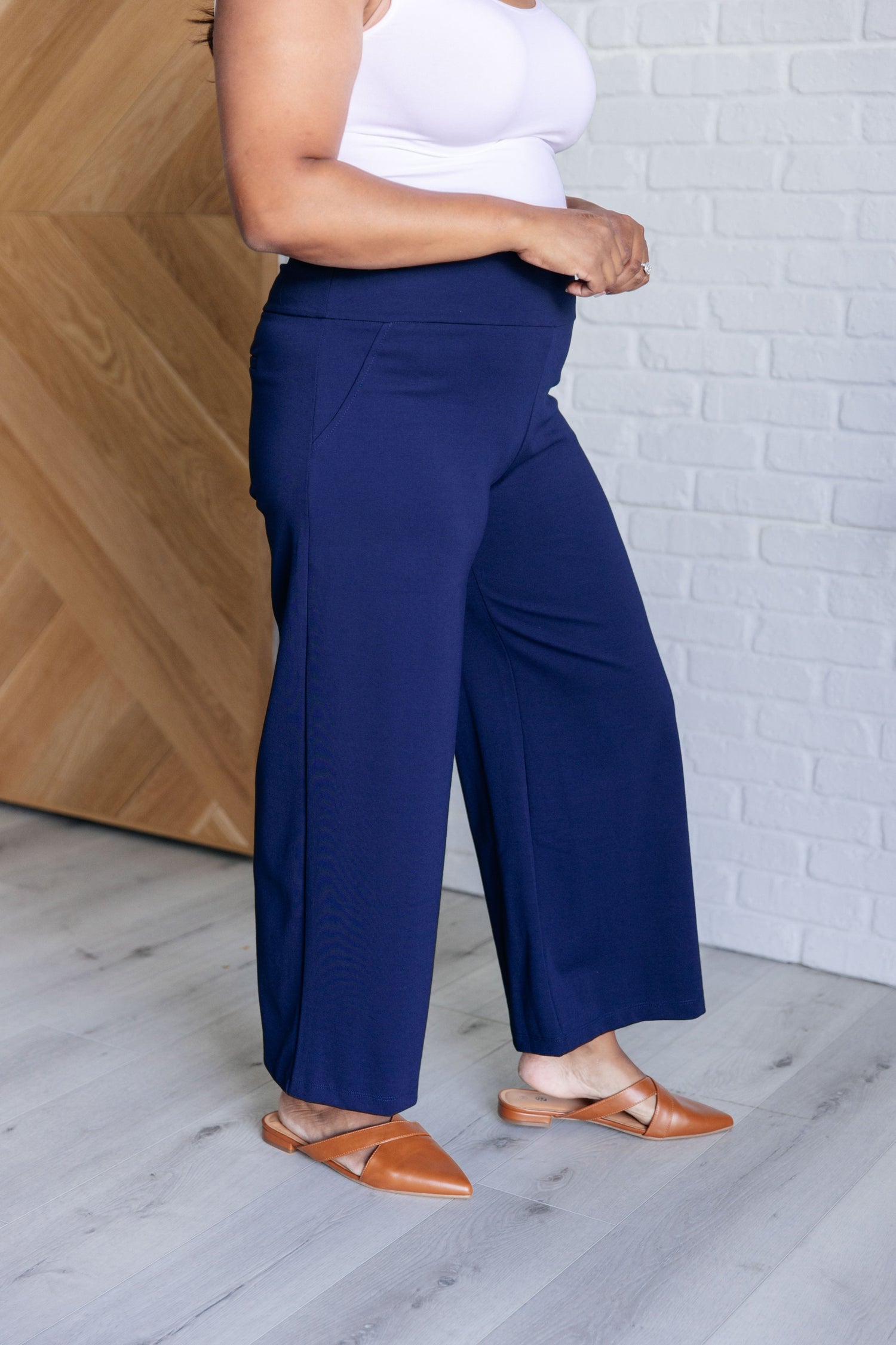 Magic Wide Leg Crop Pants in Navy Bottoms   