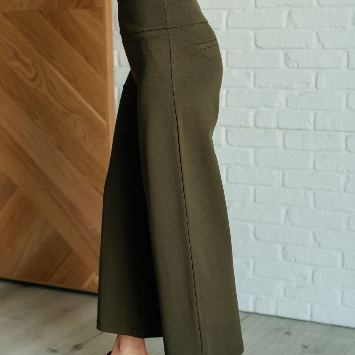 Magic Wide Leg Crop Pants in Olive - Three Mad Hatters Mercantile 