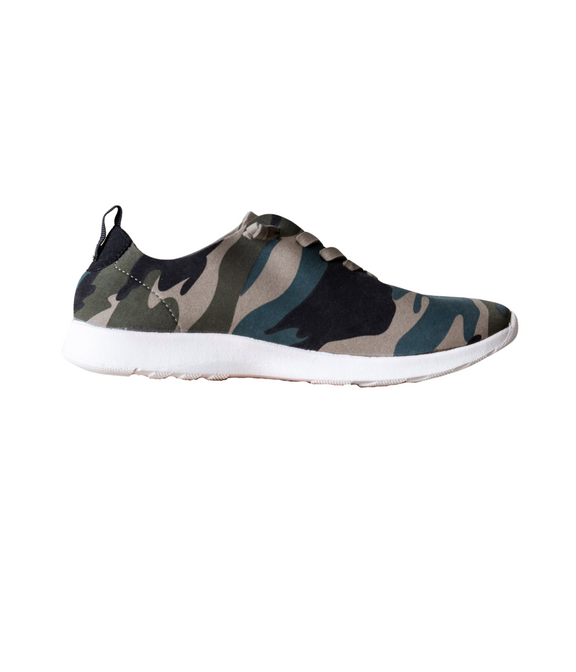 Mayo Sneaker in Camo Shoes   