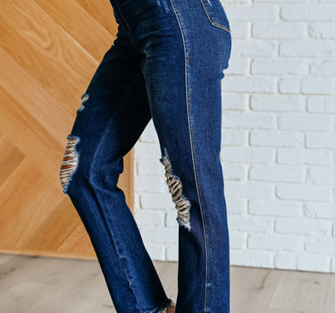 Montana High Rise Rigid Magic Distressed Straight Jeans