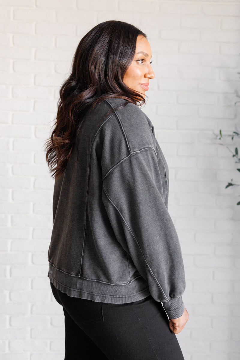 Quick Fix Mineral Wash Crew Neck Pullover in Black Tops   