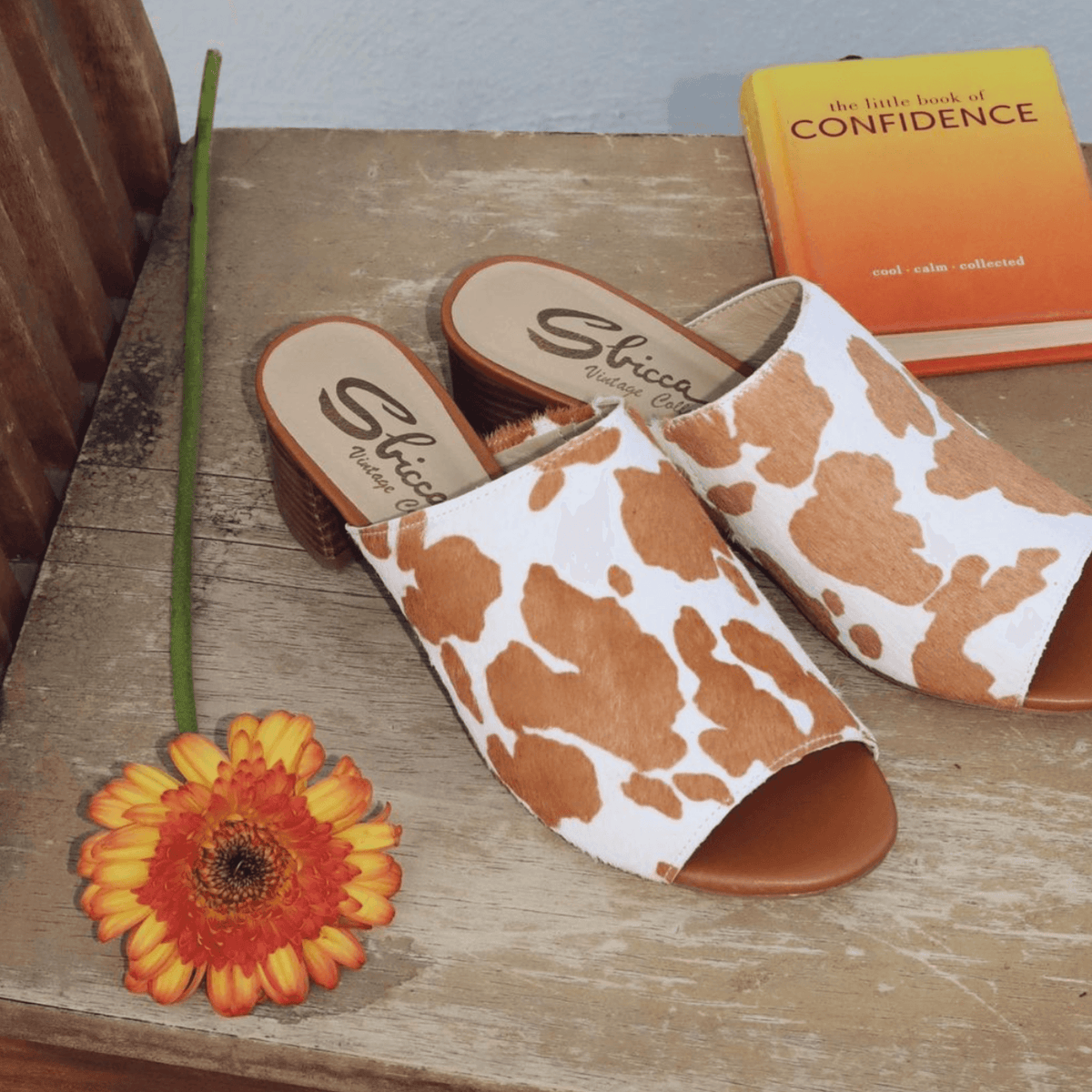 Richwood Peep Toe Tan and White Cowhide Slide - Three Mad Hatters Mercantile 
