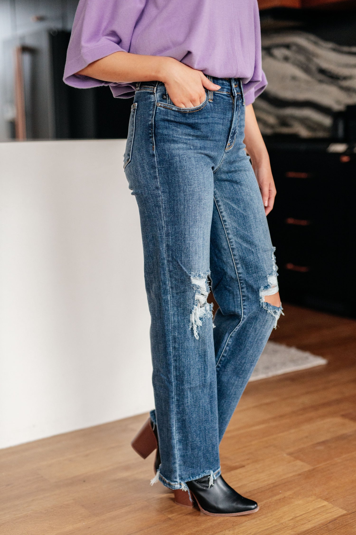 Judy Blue- Rose High Rise 90's Straight Womens Straight Leg Jeans   