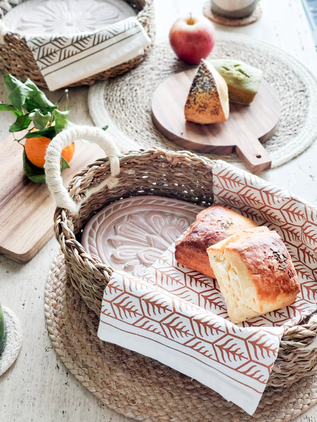 Bread Warmer & Basket Gift Set with Tea Towel - Flower Oval Bread Warmer & Basket, Tea Towel Set   