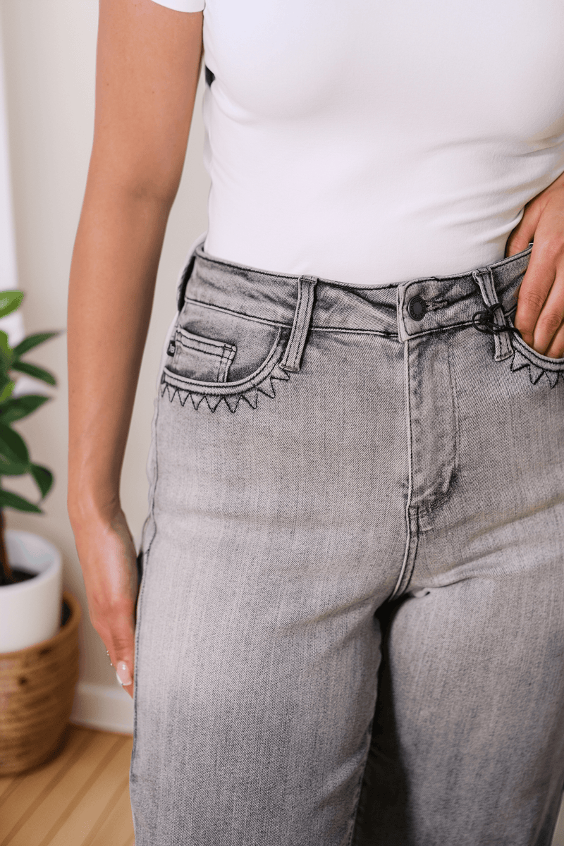 Smokeshow Strolls Judy Blues