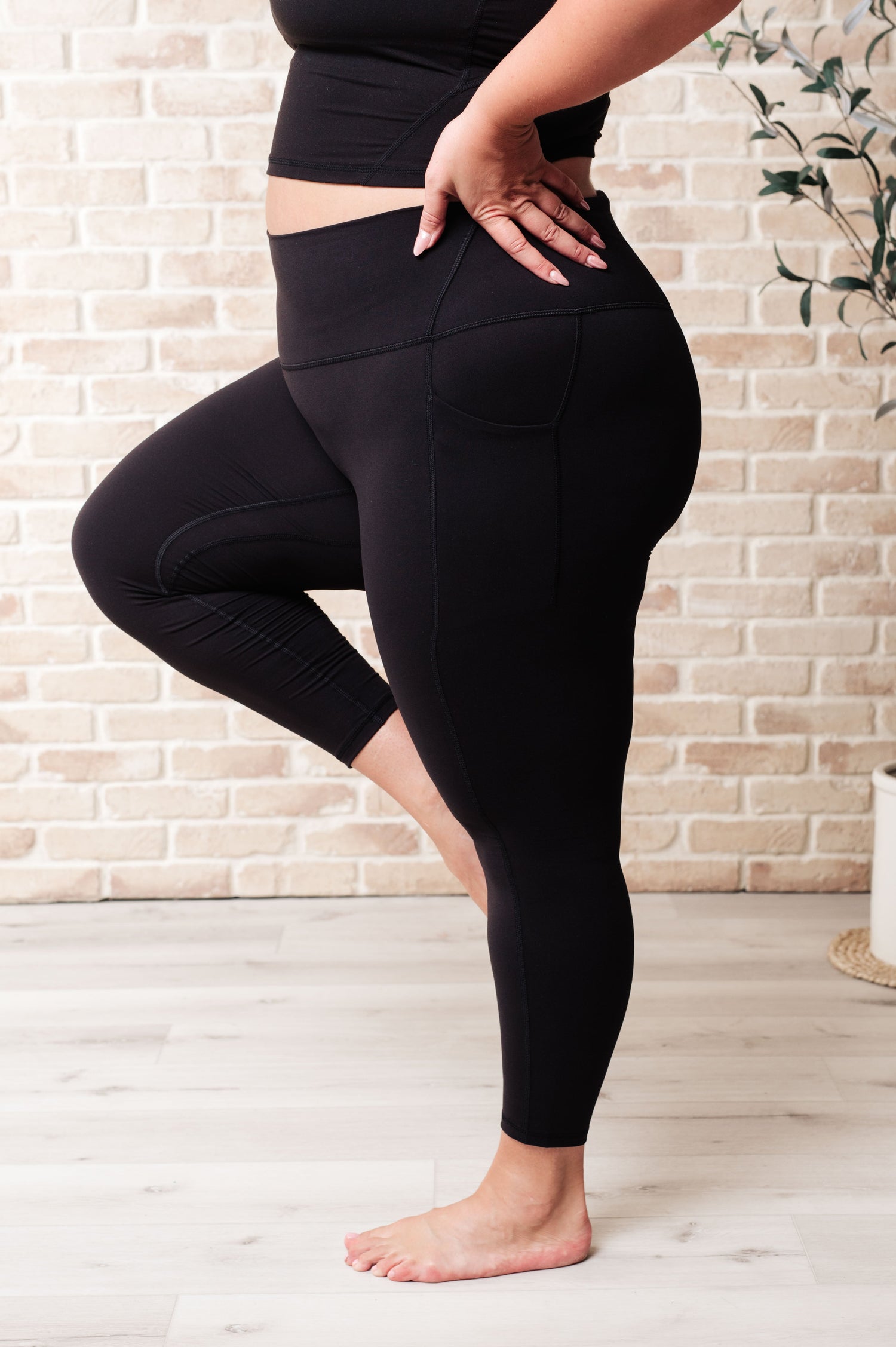 Somewhere to Start Leggings in Black Athleisure   