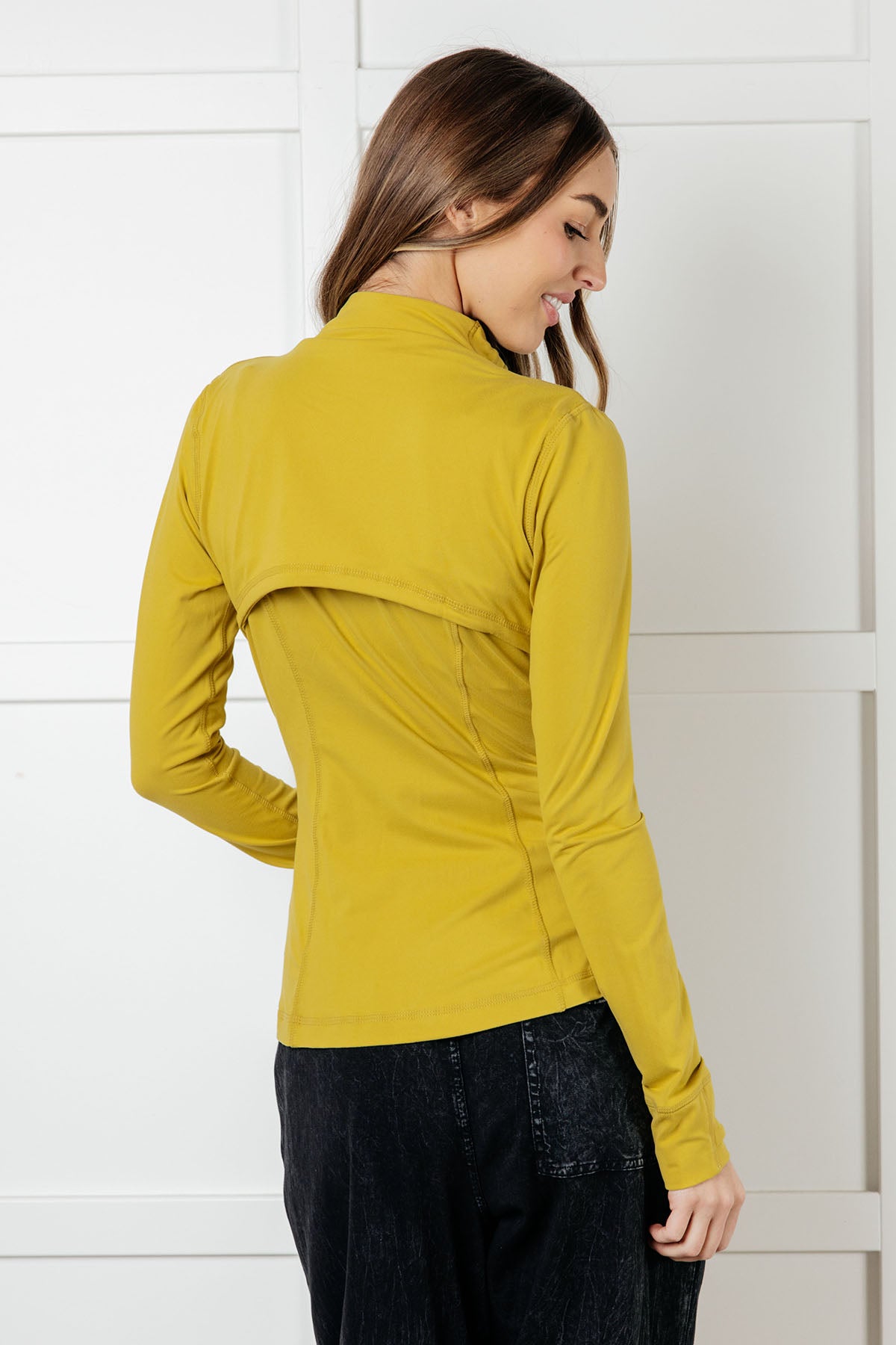 Staying Swift Activewear Jacket in Yellow Pear Layers