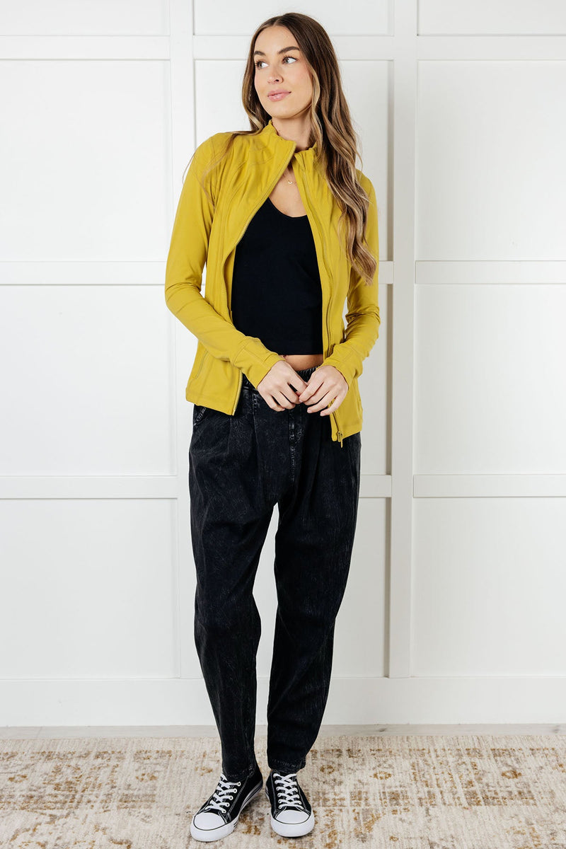 Staying Swift Activewear Jacket in Yellow Pear Layers