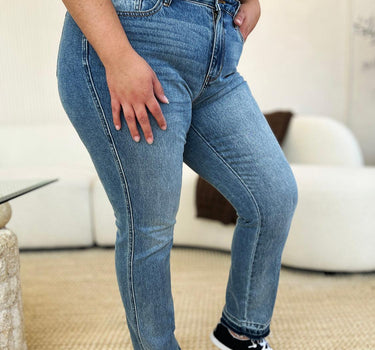Judy Blue Mid Rise Rigid Magic Release Hem Jeans