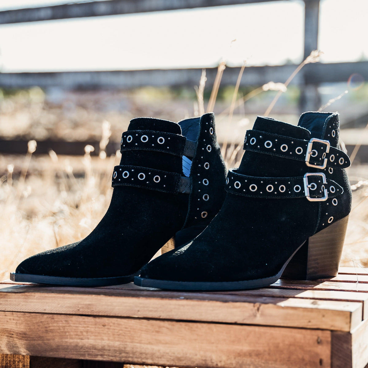 Elsa Leather Ankle Boot in Black - Three Mad Hatters Mercantile 