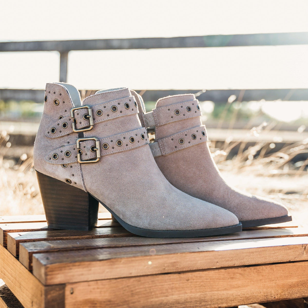 Elsa Leather Ankle Boot in Taupe - Three Mad Hatters Mercantile 