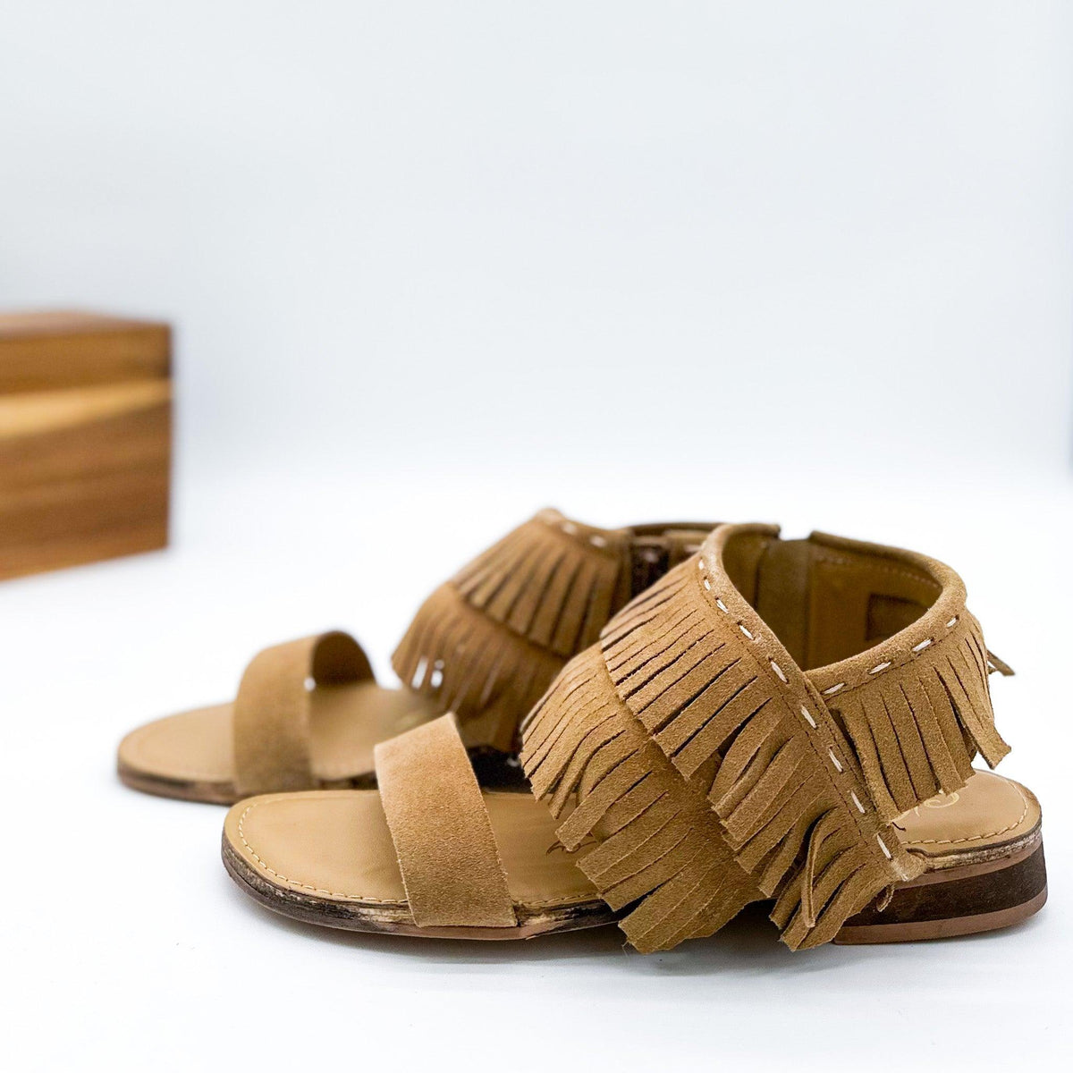 Fringe Star Sandal in Tan - Three Mad Hatters Mercantile 