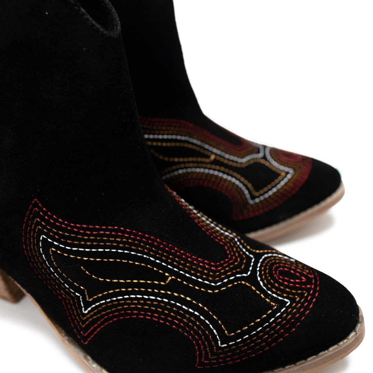 Journee Ankle Boots in Black - Three Mad Hatters Mercantile 