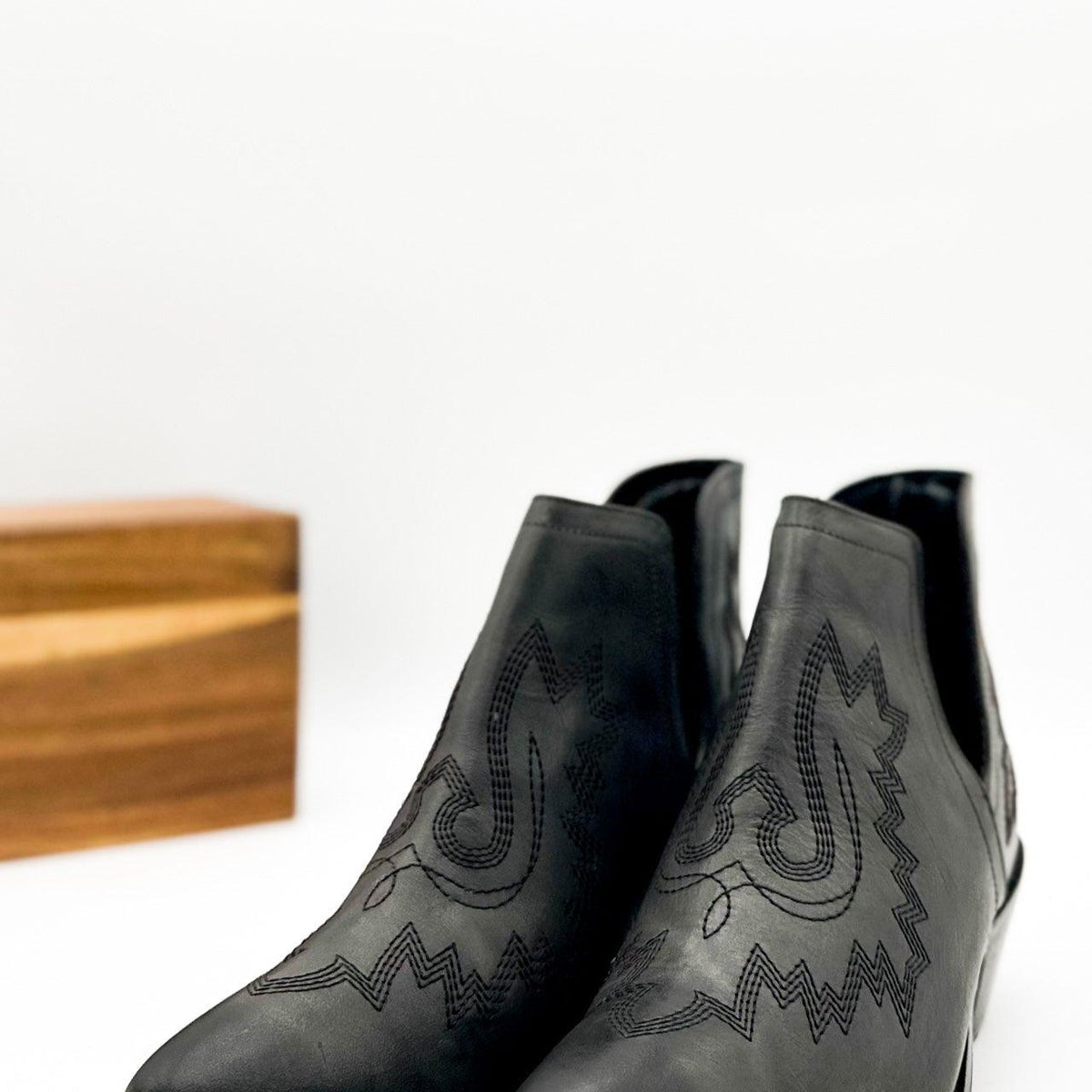 Kickin' Booties in Black - Three Mad Hatters Mercantile 