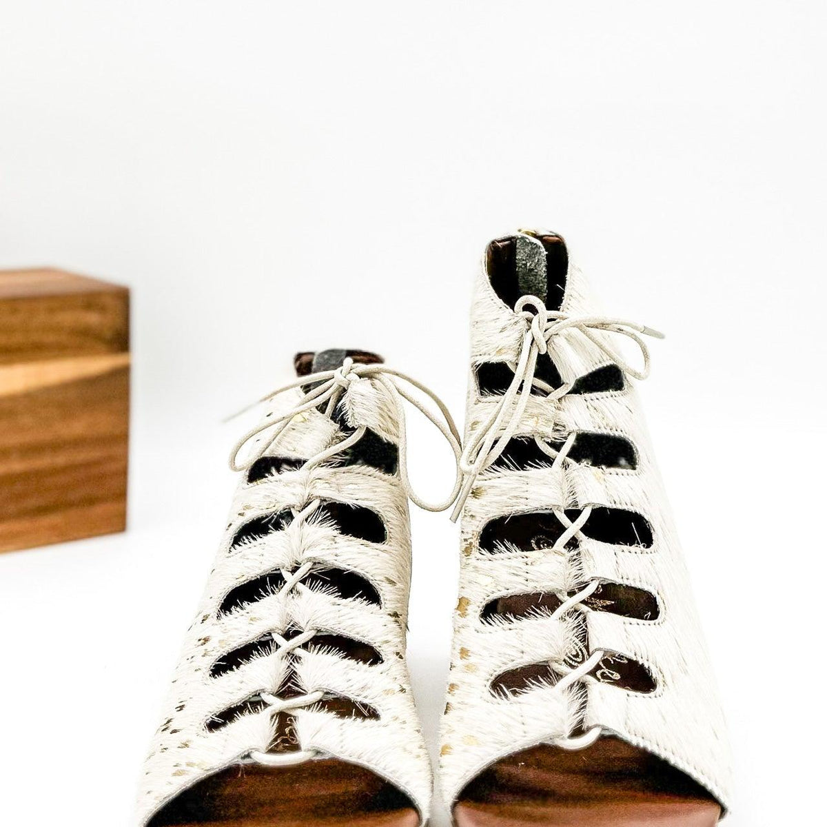 Nola Sandals in Gold