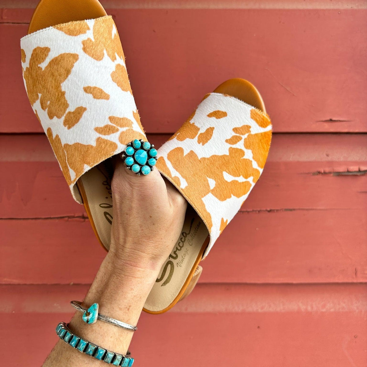 Richwood Peep Toe Tan and White Cowhide Slide - Three Mad Hatters Mercantile 