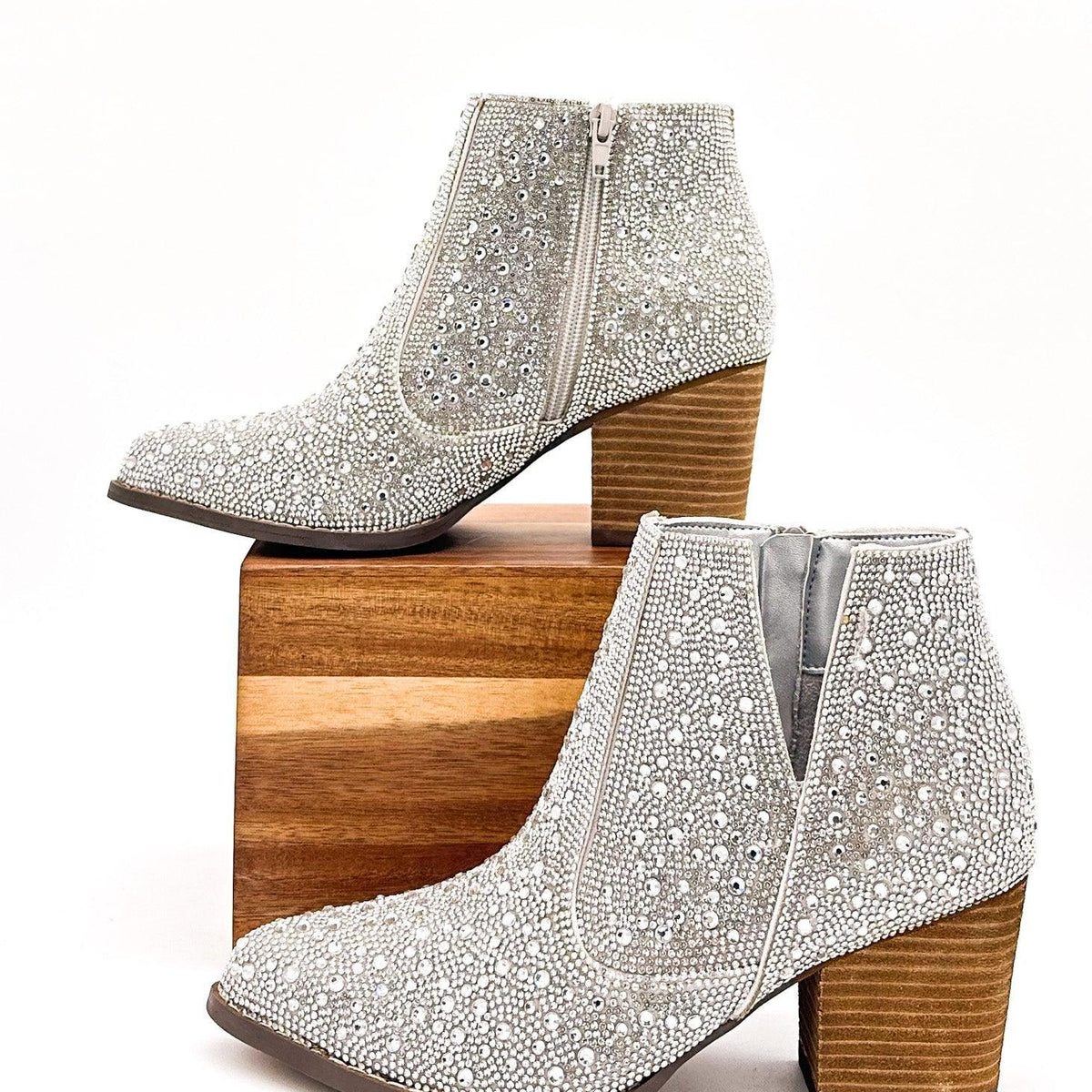 Shine Star Rhinestone Bootie in Silver - Three Mad Hatters Mercantile 