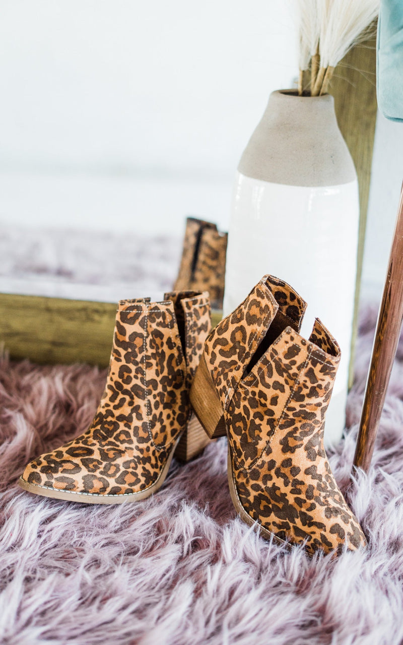 Tarim Bootie in Leopard Shoes   