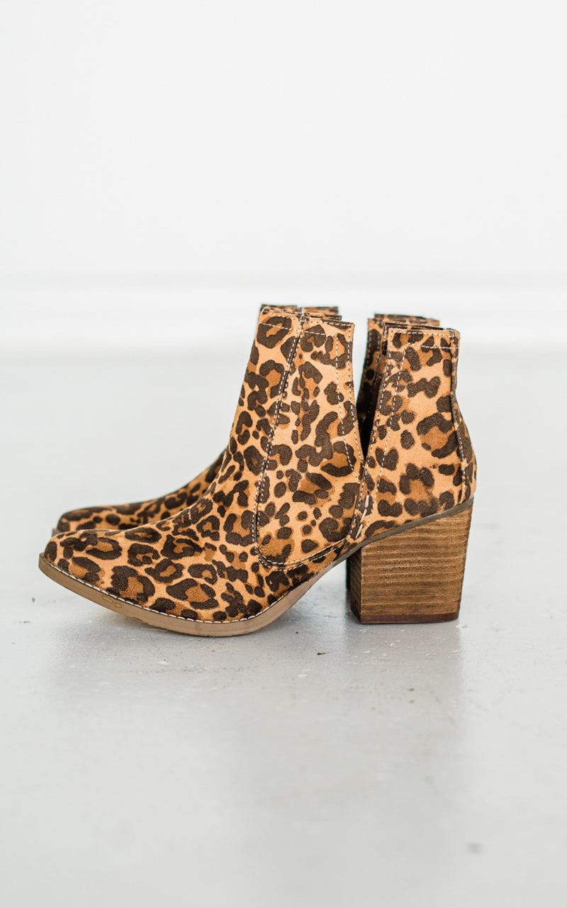 Tarim Bootie in Leopard Shoes   