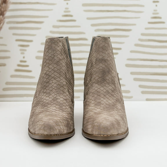 Tarim Bootie in Taupe Shoes   