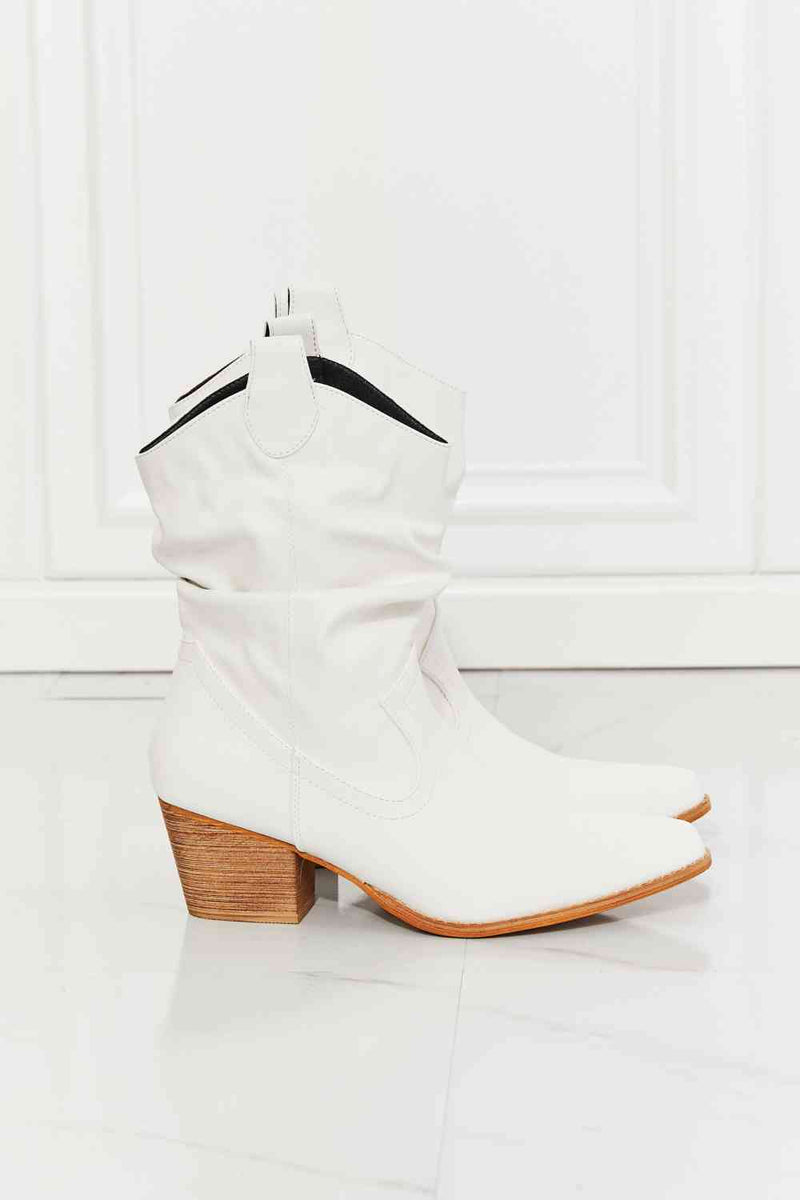 MMShoes Better in Texas Scrunch Cowboy Boots in White Womans Boots   