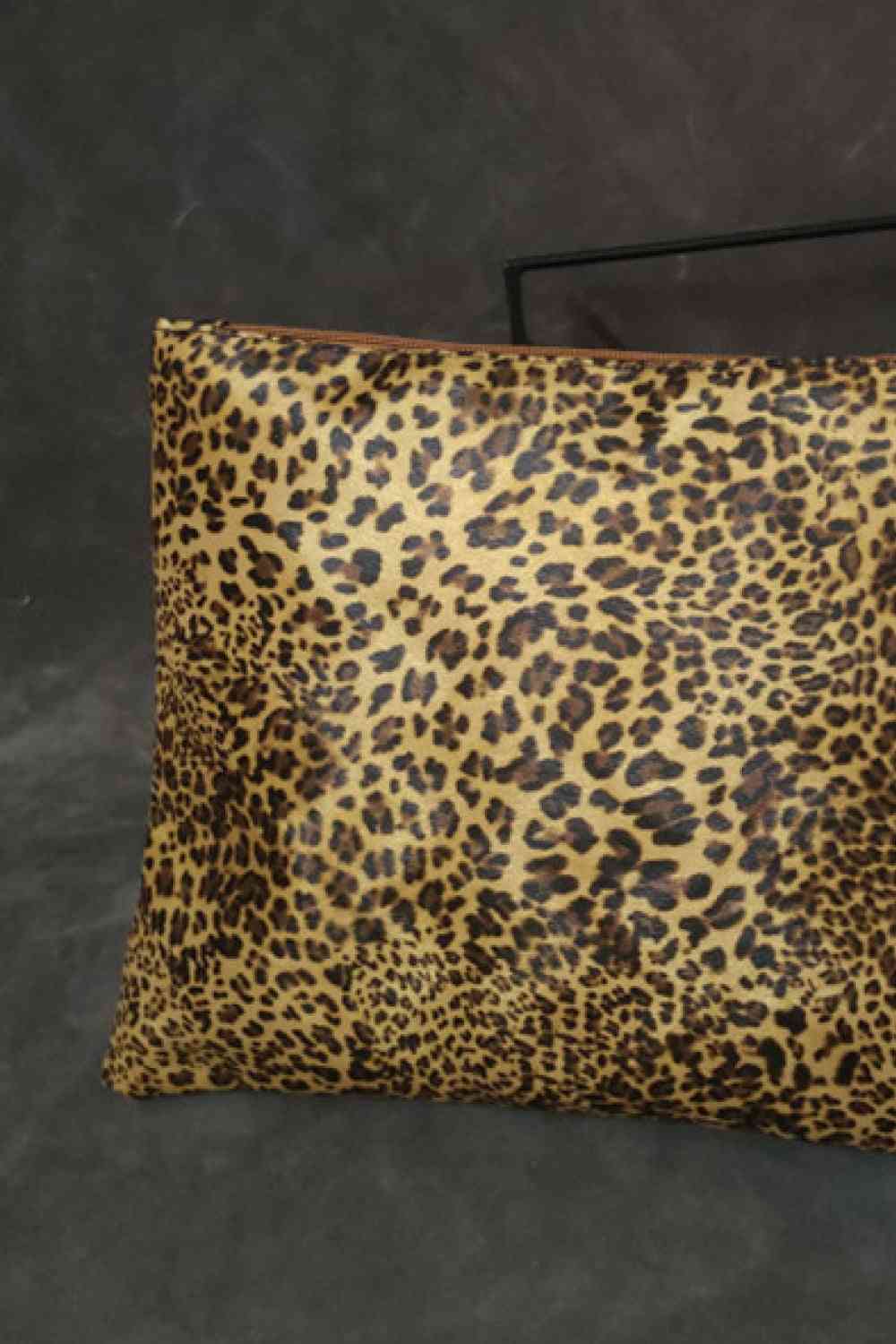 Leopard PU Leather Clutch Clutch   