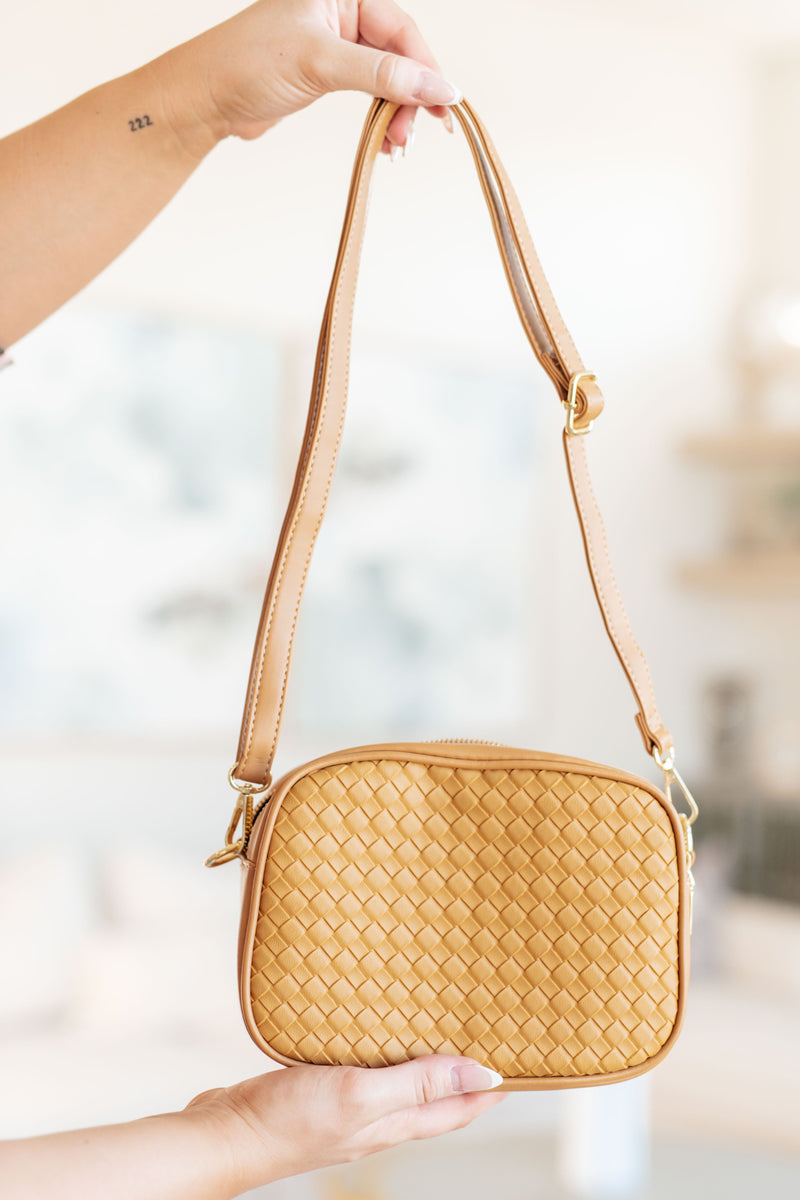 Golden Hour Crossbody Womens   