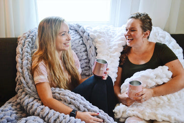 Chunky Knit Blanket in Light Gray