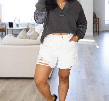 Moonstone Mineral Wash Pullover