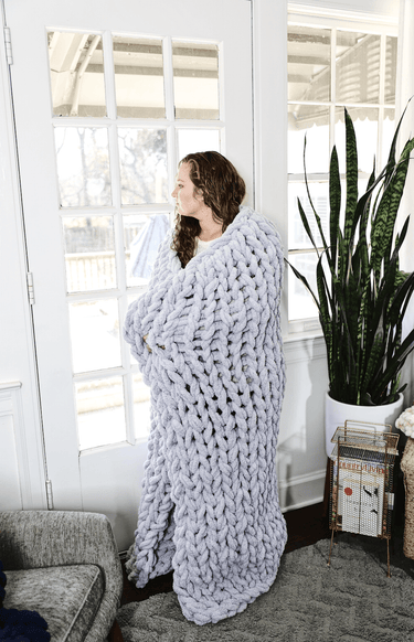 Chunky Knit Blanket in Light Gray