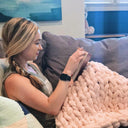 Chunky Knit Blanket in Pink